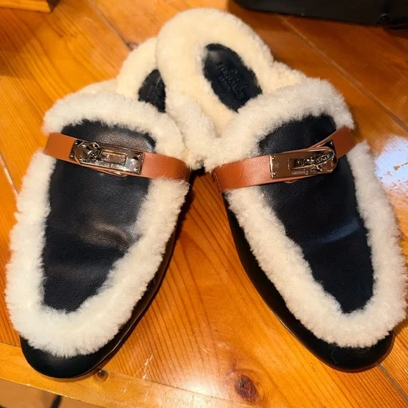 Hermes loafers - Picture 2 of 3